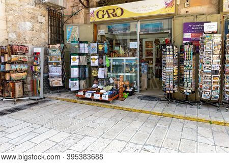 Jerusalem, Israel, November 14, 2020 : Gift Shop On The Hospitallers On The Muristan Street In The C