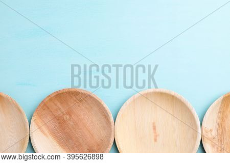 Betal Palm Leaf Plate (biodegradable, Compostable, Disposable Or Eco Friendly Plate) On Pastel Color