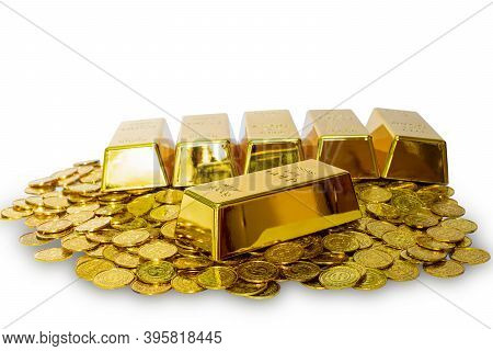 Closeup Shiny Gold Bar 1 Kg On The Lot Of Stack Gold Coin With Clipping Path