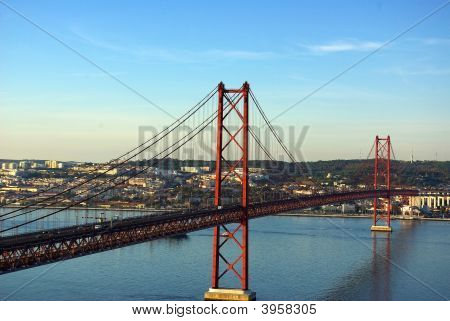 Most přes řeku Tejo, Lisboa