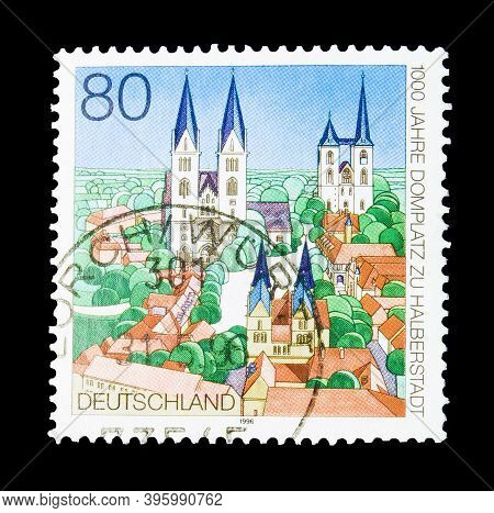 Germany - Circa 1996 : Cancelled Postage Stamp Printed By Germany, That Shows View Of The Cathedral 