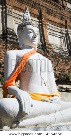 タイの仏像ワット ・ ヤイ チャイ Mongkol で