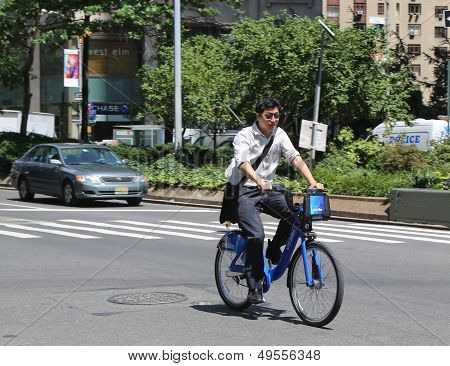Unknown Citi bike rider in Manhattan