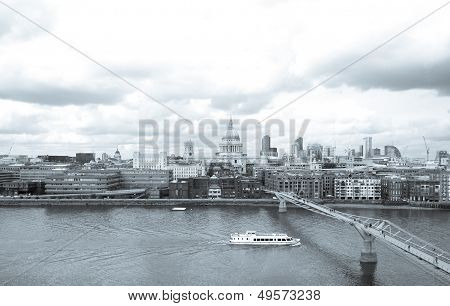 Saint Paul, Uk