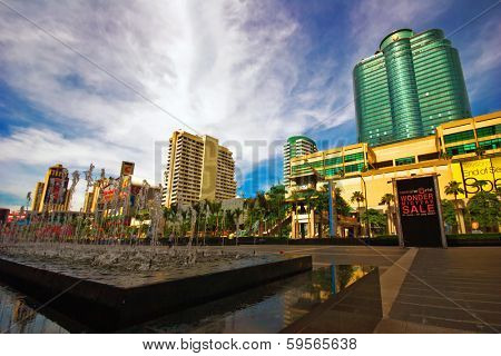 BANGKOK, THAILAND - JULY 30, 2007: End of summer sales season in Bangkok, the capital of the Kingdom of Thailand. One of the many shopping malls in the city center 