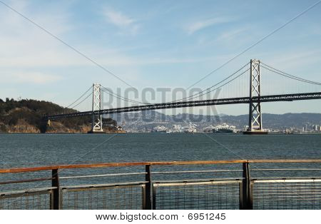 Pier-Insel-Brücke