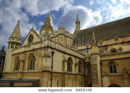 Big Ben a domy parlamentu