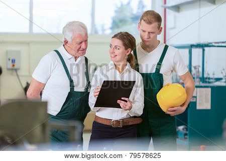 Supervision In Manufacturing Centre