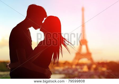 Romantic Lovers With Eiffel Tower