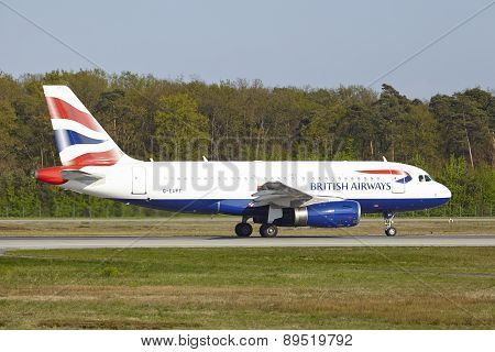 Frankfurt Airport - Airbus A319 Of British Airways Takes Off