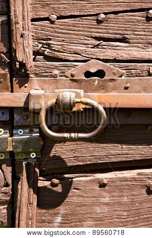 Crugnola Abstract In A  Door Curch  Closed Wood Italy  Lombardy