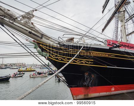 Bow of clipper Stad Amsterdam
