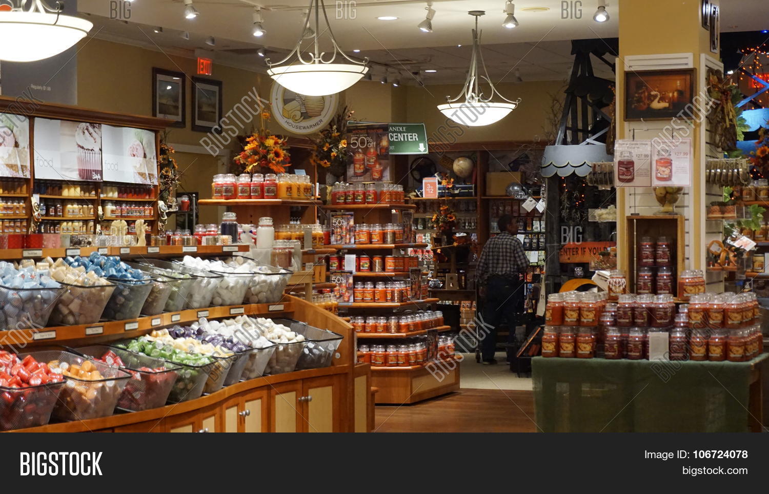 Yankee Candle Village Image & Photo (Free Trial) Bigstock