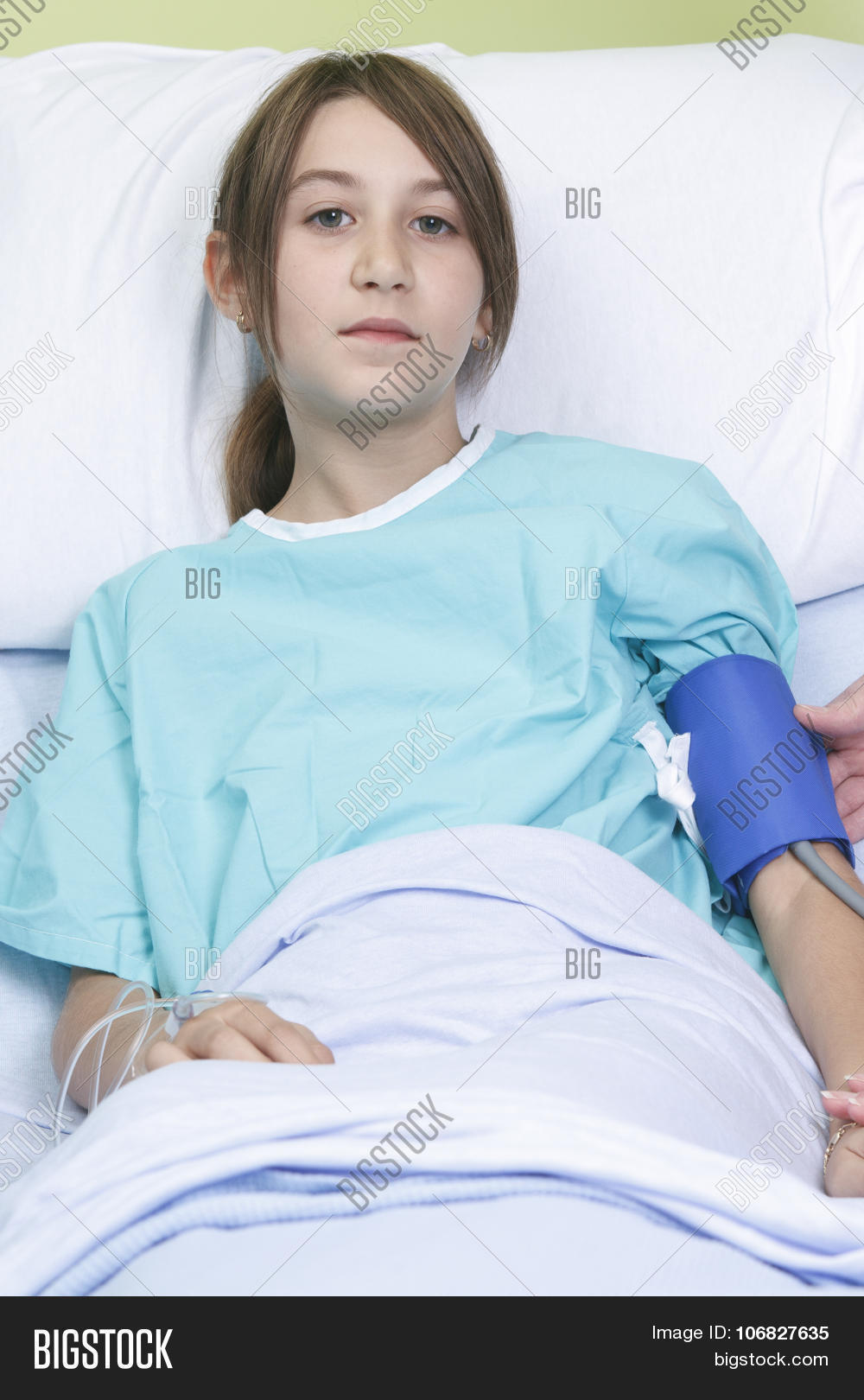 Little Girl Hospital Image & Photo (Free Trial) Bigstock