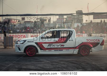 Driver Waving Hand To The Audience After Show With Motion Blur