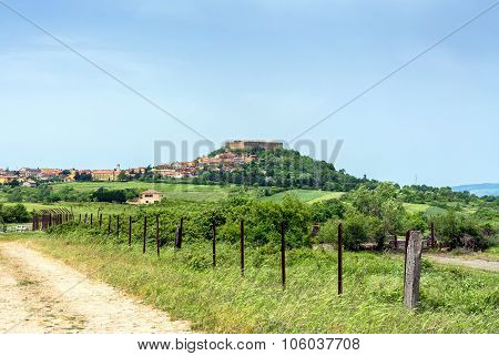 Lagopesole In Basilicata, Italy