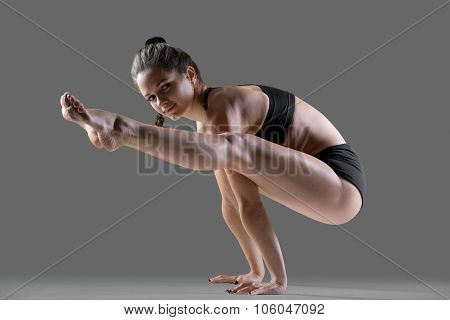 Tittibhasana Yoga Pose