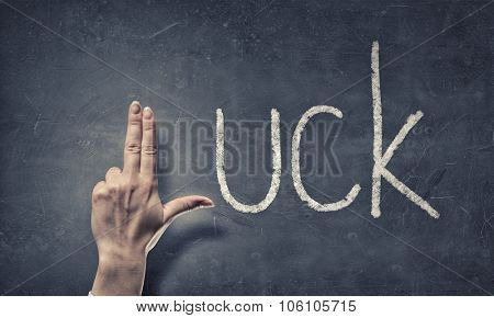 Luck word and fingers instead of letter L