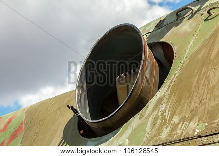 Helicopter Rotor Air Jet