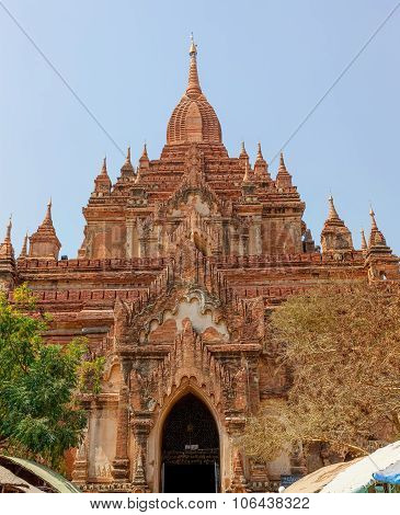 Htilominlo Temple Bagan