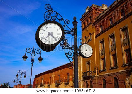 Leon Obispado facade in Plaza Regla square beside Cathedral at Castilla Spain