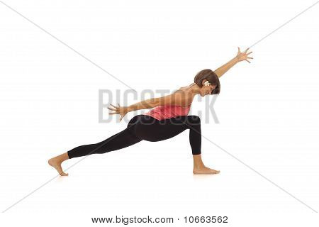 Giovane donna facendo yoga