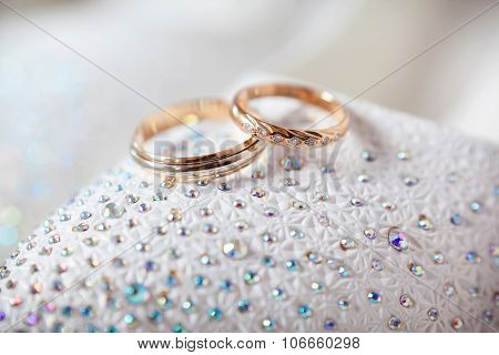 Gold Wedding Rings