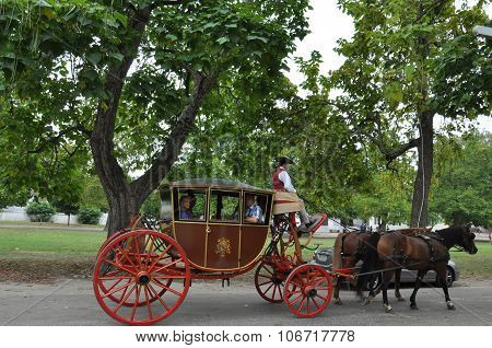 Horse-drawn carriage rides in Williamsburg, Virginia