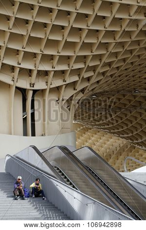 Waiting at the Metropol Parasol of Seville