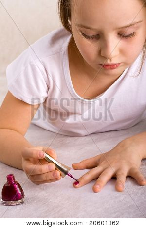 Meisje toe te passen nagellak
