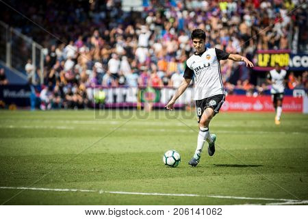 VALENCIA, SPAIN - SEPTEMBER 16: Carlos Soler during Spanish La Liga match between Levante Ud and Valencia CF at Ciutat de Valencia Stadium on September 16, 2017 in Valencia, Spain