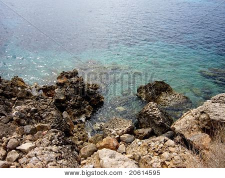 storning blu mare e rocce