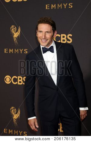 LOS ANGELES - SEP 17:  Mark Feuerstein at the 69th Primetime Emmy Awards - Arrivals at the Microsoft Theater on September 17, 2017 in Los Angeles, CA
