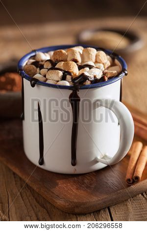 s'mores hot chocolate mini marshmallows cinnamon winter drink