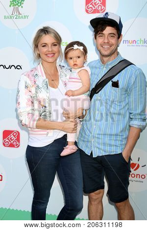 LOS ANGELES - SEP 23:  Ali Fedotowsky, Molly Manno, Kevin Manno at the 6th Annual Red CARpet Safety Awareness Event at the Sony Pictures Studio on September 23, 2017 in Culver City, CA