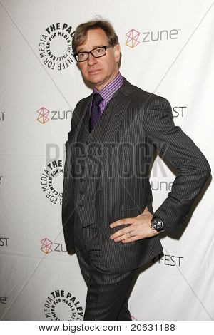 BEVERLY HILLS - MAR 12: Paul Fein příchodu na Paleyfest 2011 událost ctít Freaks and Geeks/OSN