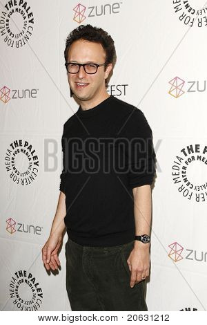 BEVERLY HILLS - MAR 12: Jake Kasdan příchodu na Paleyfest 2011 událost ctít machři a šprti /