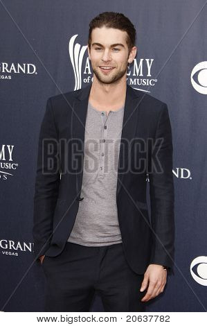 LAS VEGAS - APR 03: Chace Crawford ankommer til 46th Academy af Country Music Awards på MGM