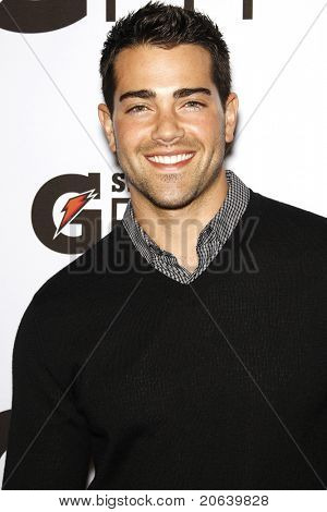 LOS ANGELES - APR 12: Jesse Metcalfe na 