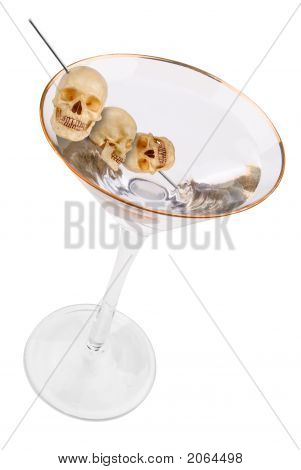 Martini con teschi umani