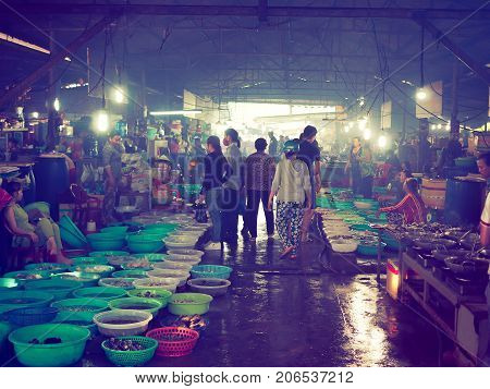 HO CHI MINH / VIETNAM - 05 OCTOBER 2017 - STREET PHOTOGRAPHY OF TRADITIONAL SEAFOOD MARKET IN CAN GIO ISLAND, HO CHI MINH, VIETNAM