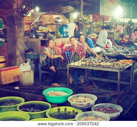 HO CHI MINH / VIETNAM - 05 OCTOBER 2017 - STREET PHOTOGRAPHY OF TRADITIONAL SEAFOOD MARKET IN CAN GIO ISLAND, HO CHI MINH, VIETNAM