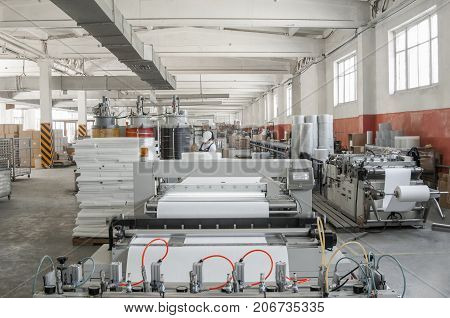Equipment For The Production Of Filters For Cars
