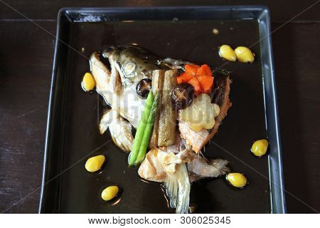 Japanese Food Bolied Head Fish With Sauce