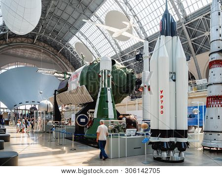 Moscow, Russia - June 08, 2019. Interior And Showpiecies Of Pavilion Space And Transport. Almaz Spac