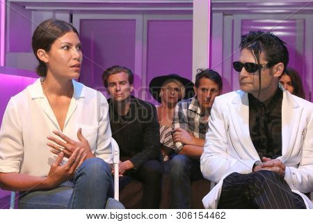 LOS ANGELES - JUN 9:  Dawn Dunning, Corey Feldman at the 