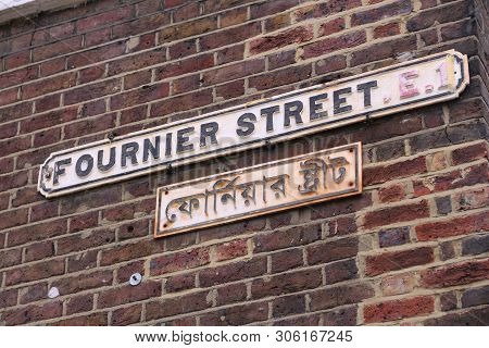 Fournier Street - Street In Shoreditch, London, Uk. English And Bengali Language. Bangladeshi Minori