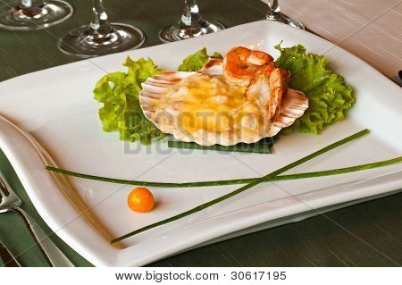 Coquille com camarão e tomilho