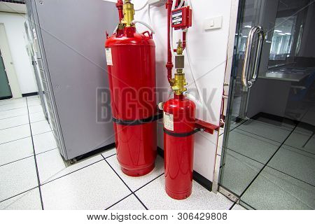 Data Center Room Bangkok Thailand:- May 30, 2018:- Fm-200 Suppression Systems, Fm200 Gas Flooding Sy