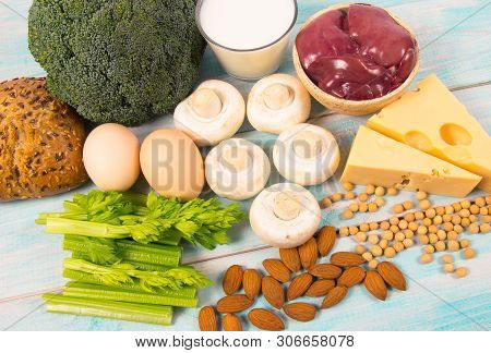 Food Ingredients Containing A Large Amount Of Vitamin B2 (riboflavinum).